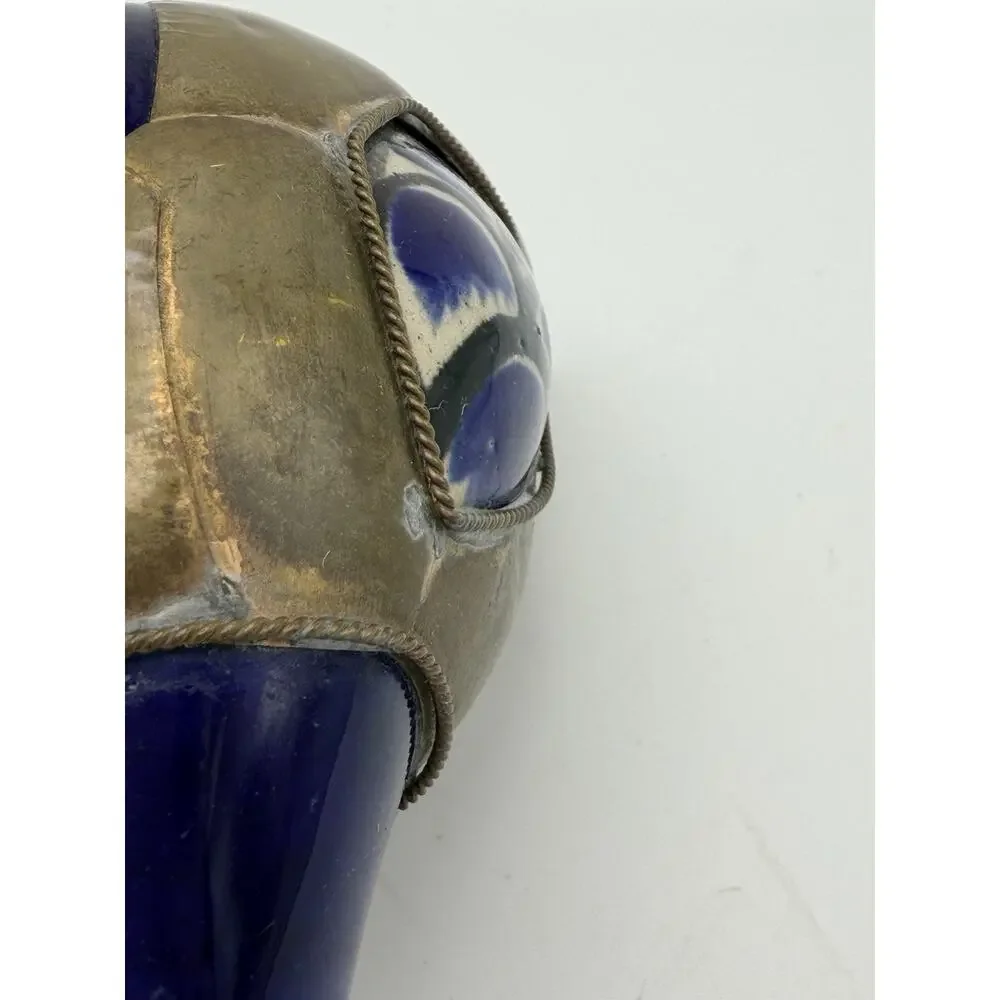 tonala mexican pottery. Vintage And Hand Made.